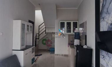 Dijual Rumah Villa Cantik 2 Lantai di Griya Aswattha Beji Batu