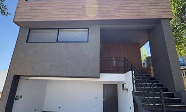 CASA EN RENTA EN LOMAS DE ANGELOPOLIS PUEBLA