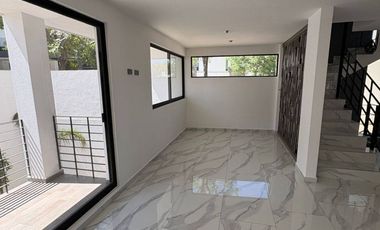 CASA EN RENTA EN LOMAS DE ANGELOPOLIS PUEBLA