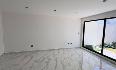 CASA EN RENTA EN LOMAS DE ANGELOPOLIS PUEBLA