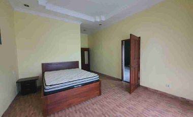 Dijual / Disewakan Rumah Elite Semi Villa 6 kamar di Renon Siap Huni