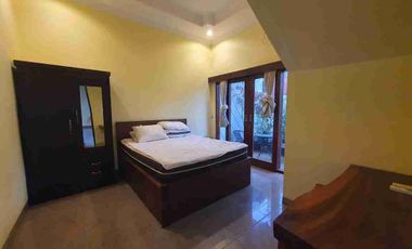 Dijual / Disewakan Rumah Elite Semi Villa 6 kamar di Renon Siap Huni