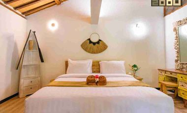 Luxury Tropical Living – Exclusive Villa Near Pantai Nyanyi