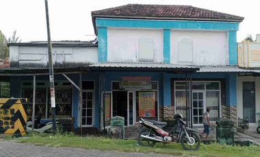 Dijual via lelang rumah Kotakusuma Gresik cocok buat investasi dan usaha