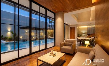 FREEHOLD | NEWLY COMPLETED LUXURY VILLA IN PRESTIGIOUS UMALAS ESTATE