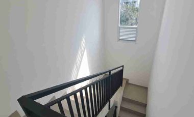 Rumah 2 Lantai Luas 105m di Cinere Park View