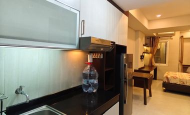 Akses ke Tol Sewa Studio Furnished Bagus di Metro Park Residences Fasilitas Kolam Renang, Gym Dekat ke RS Siloam, Central Park Mall, Taman Anggrek