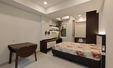 Akses ke Tol Sewa Studio Furnished Bagus di Metro Park Residences Fasilitas Kolam Renang, Gym Dekat ke RS Siloam, Central Park Mall, Taman Anggrek