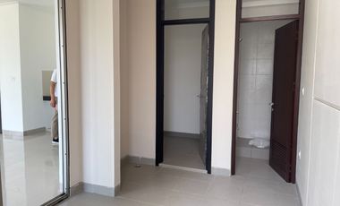 DIJUAL RUMAH HOEK DENGAN VIEW DANAU DI PIK2 – POSISI SANGAT RARE