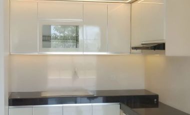 DIJUAL RUMAH HOEK DENGAN VIEW DANAU DI PIK2 – POSISI SANGAT RARE