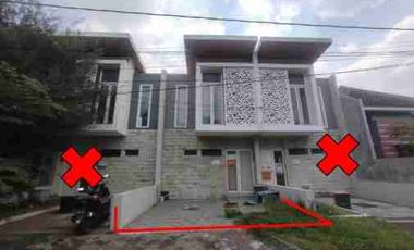 Dijual murah via lelang rumah di puri Safira Menganti Gresik