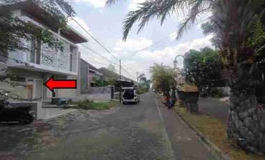 Dijual murah via lelang rumah di puri Safira Menganti Gresik