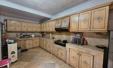 RUMAH MEWAH KLASIK FULLY FURNISHED BACIRO GONDOKUSUMAN PUSAT KOTA JOGJA