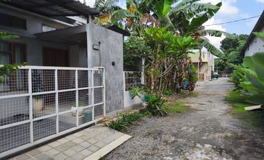 DIJUAL RUMAH DI GAWANAN COLOMADU KARANGANYAR