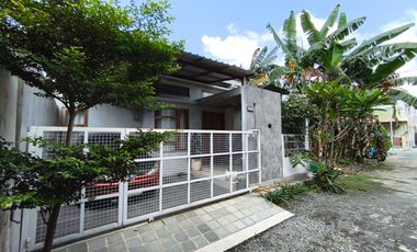 DIJUAL RUMAH DI GAWANAN COLOMADU KARANGANYAR