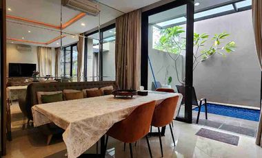 MODERN TROPIS STYLE TOWNHOUSE DI CIPETE RAYA DEKAT MRT
