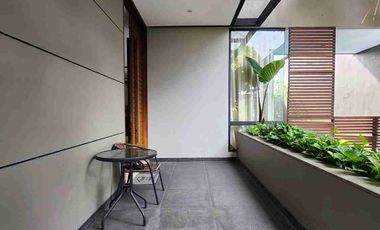 MODERN TROPIS STYLE TOWNHOUSE DI CIPETE RAYA DEKAT MRT