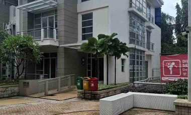 Dijual Townhouse di CBD Royal Garden House Pluit Jakarta Utara