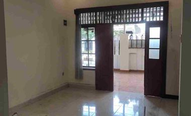 Di sewa rumah di rawamangun 5 kt
