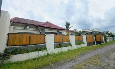 Rumah Villa Asri Strategis di Canden Boyolali