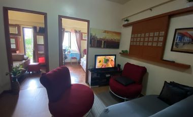 2BR CONDO W BAR&BALCONY OVERLOOKING MCKINLEY