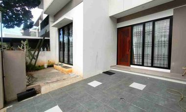 Disewa Full Furnished Rumah di Nusaloka BSD