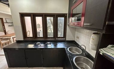 Disewakan Rumah 2 Lantai Luas 300m² di Gatsu Denpasar – 5 KT, SHM, Akses 2 Mobil