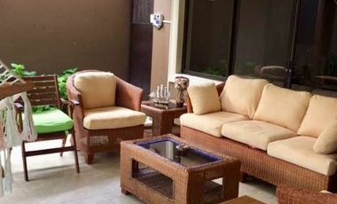 RENTO BELLA CASA SIN AMOBLAR!