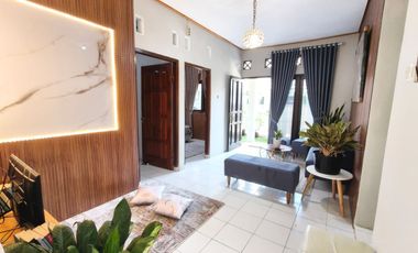 RUMAH MINIMALIS CANTIK FULLY FURNISHED DI BANGUNTAPAN DEKAT KE KAMPUS UAD BARU