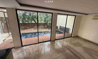 disewakan townhouse 3br lokasi bebas banjir area kemang