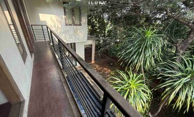 disewakan townhouse 3br lokasi bebas banjir area kemang