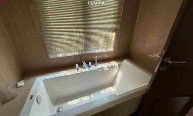 disewakan townhouse 3br lokasi bebas banjir area kemang