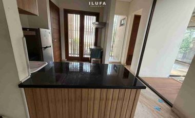 disewakan townhouse 3br lokasi bebas banjir area kemang