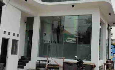 Ruko 3 Lantai Strategis Jalan Arteri Kelapa Dua – Siap Pakai, Cocok Kantor/Usaha | LT 114 m²