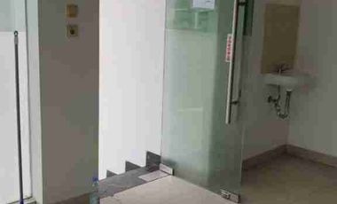 Ruko 3 Lantai Strategis Jalan Arteri Kelapa Dua – Siap Pakai, Cocok Kantor/Usaha | LT 114 m²