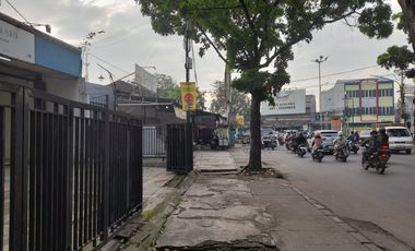 Dijual/Disewakan Gedung Kantor Strategis di Jalan Moh Toha Karawaci.