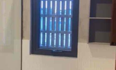 Rumah Free Kitchen Set Minimalis Dengan Lantai 2