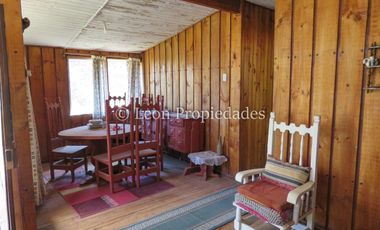 Leon Propiedades vende Terreno de 6ha. con casa en sector Cuyuncavi, Curacaví.