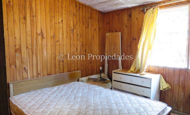 Leon Propiedades vende Terreno de 6ha. con casa en sector Cuyuncavi, Curacaví.