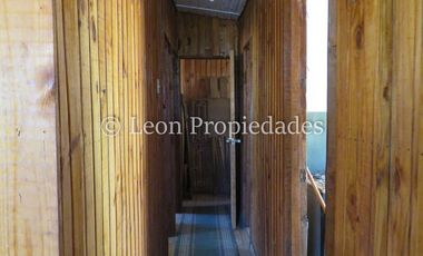 Leon Propiedades vende Terreno de 6ha. con casa en sector Cuyuncavi, Curacaví.