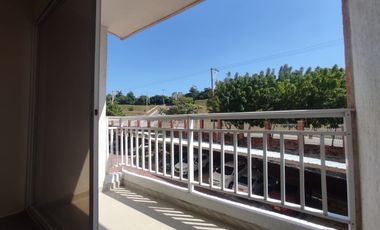 Se arrienda apartamento en Miramar