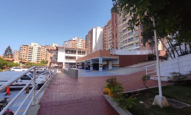 Se arrienda apartamento en Miramar