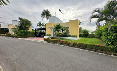 Casa campestre en el condominio hacienda la pradera