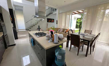 Casa campestre en el condominio hacienda la pradera