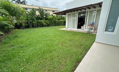 Casa campestre en el condominio hacienda la pradera