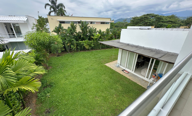 Casa campestre en el condominio hacienda la pradera
