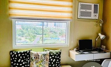 Fully furnished Studio Unit with City and Seaview for RENT