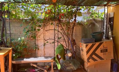 Se vende casa en Villa los Jardines, Ñuñoa ,4 dormitorios 1 baño, estacionamiento $ 168.000.000