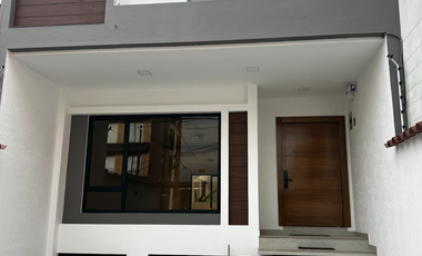 hermosa casa en venta a estrenar sector medio ejido en san Joaquín el batán