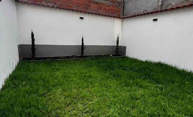 hermosa casa en venta a estrenar sector medio ejido en san Joaquín el batán